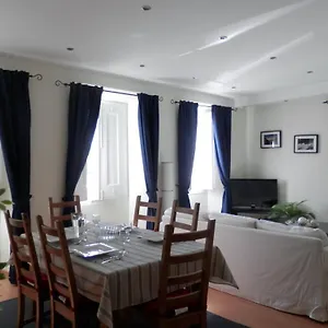 Cozy In Center Apartamento
